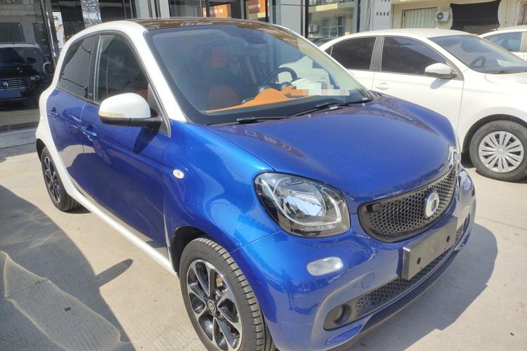 Used smart forfour 2016 1.0L 52 kW Passion Edition Exterior 2