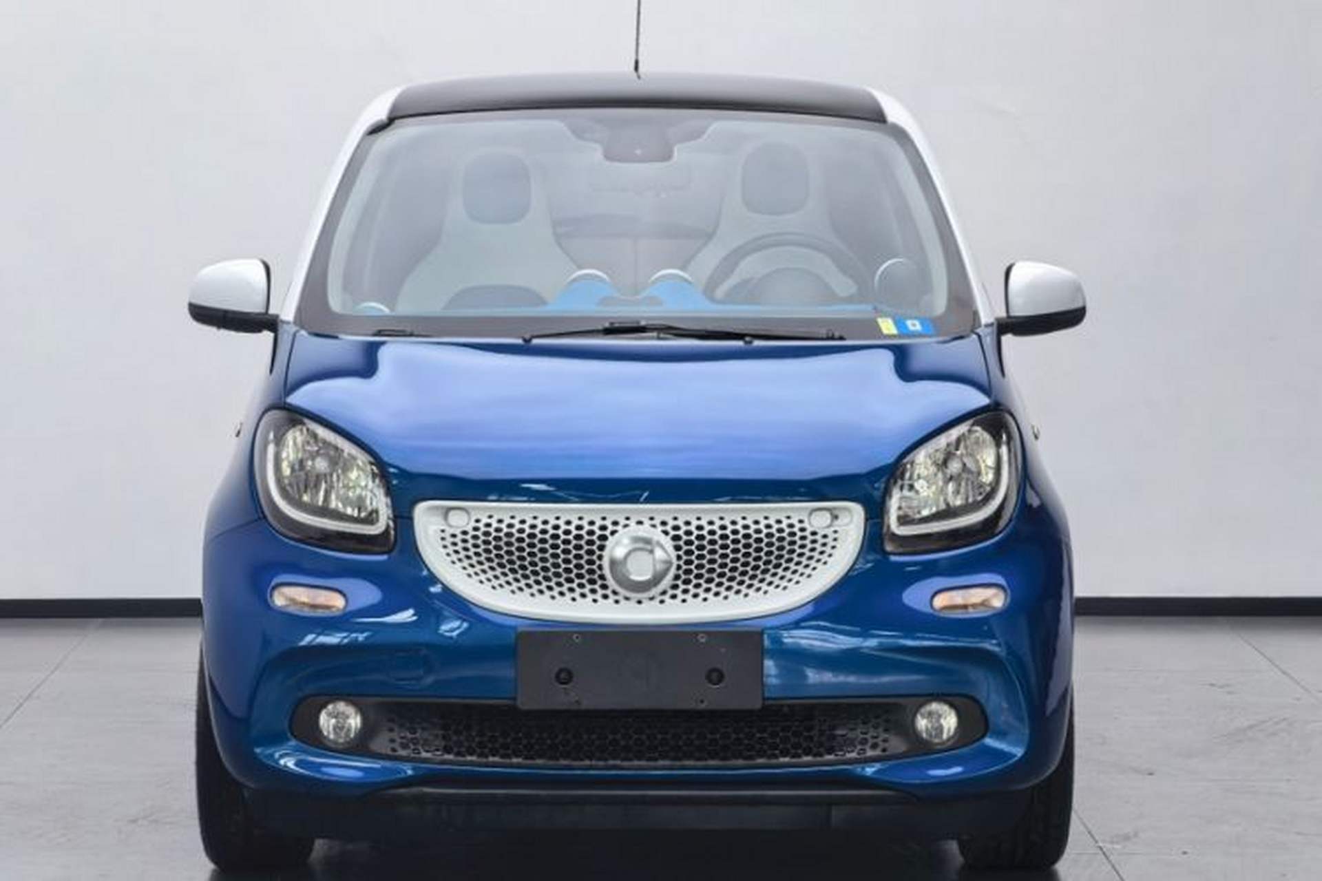 Used smart forfour 2016 0.9T 66 kW Ultimate Edition Exterior 2