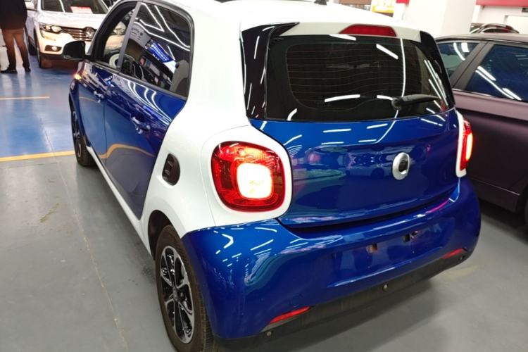 Used smart forfour 2016 1.0L 52 kW Passion Edition Exterior 2