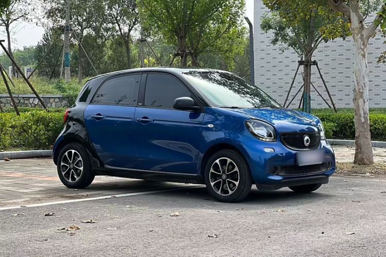 Used smart forfour 2016 1.0L 52 kW Passion Edition Exterior 2