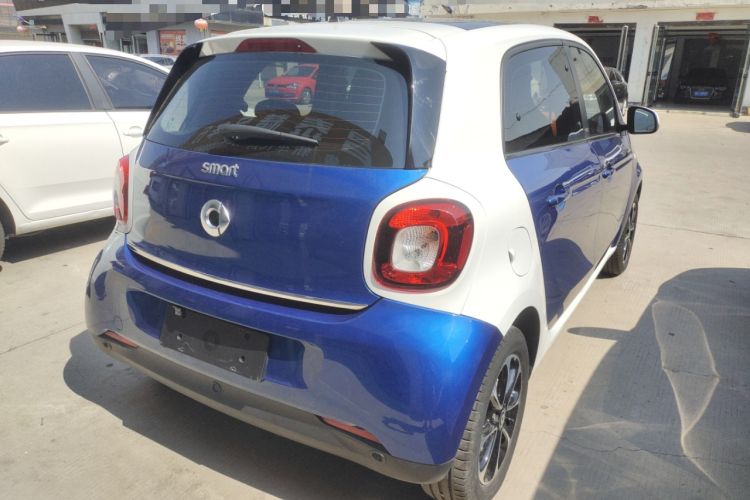 Used smart forfour 2016 1.0L 52 kW Passion Edition Exterior 3