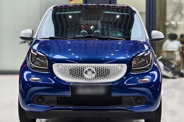 Used smart forfour 2016 0.9T 66 kW Pioneer Edition Exterior 4