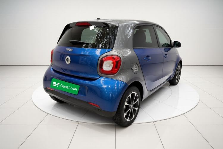 Used smart forfour 2016 1.0L 52 kW Passion Edition Exterior 5