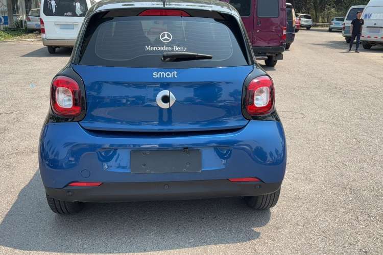 Used smart forfour 2016 1.0L 52 kW Passion Edition Exterior 6