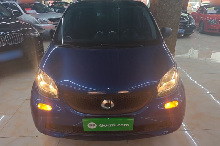 Used smart forfour 2016 1.0L 52 kW Dynamic Edition Front