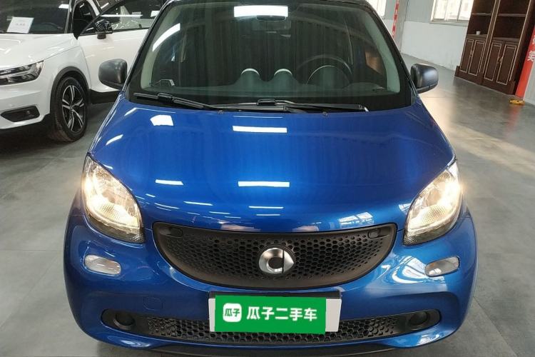Used smart forfour 2016 1.0L 52 kW Dynamic Edition Front