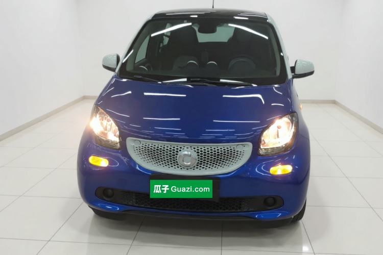Used smart forfour 2016 1.0L 52 kW Passion Edition Front