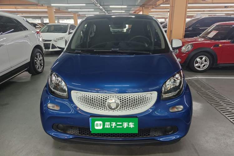 Used smart forfour 2016 1.0L 52 kW Passion Edition Front