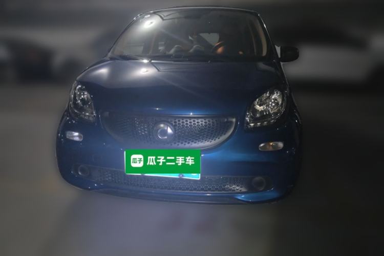 Used smart forfour 2016 1.0L 52 kW Dynamic Edition Front