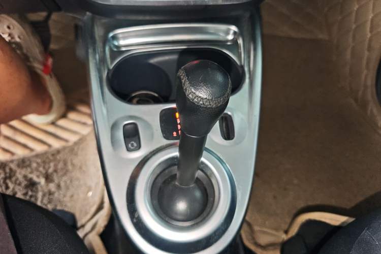 Used smart forfour 2016 1.0L 52 kW Dynamic Edition Gear Lever