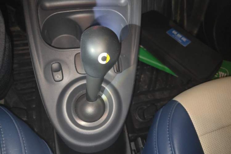 Used smart forfour 2016 1.0L 52 kW Dynamic Edition Gear Lever