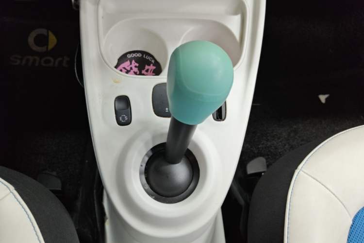 Used smart forfour 2016 0.9T 66 kW Ultimate Edition Gear Lever