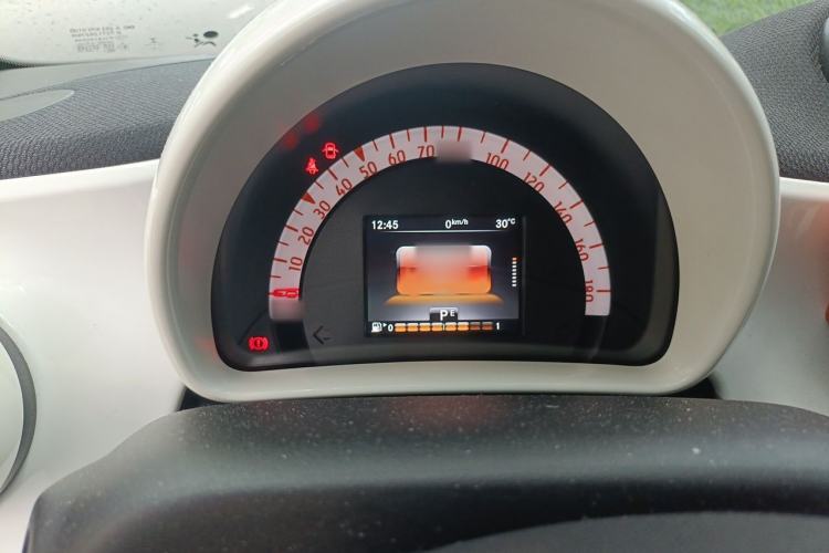 Used smart forfour 2016 1.0L 52 kW Passion Edition Instrument Cluster