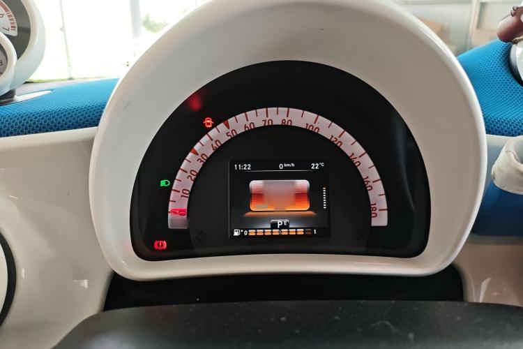 Used smart forfour 2016 0.9T 66 kW Ultimate Edition Instrument Cluster
