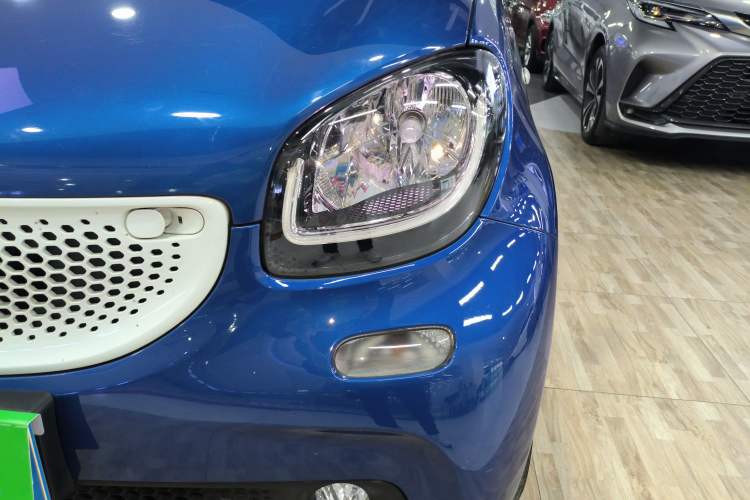 Used smart forfour 2016 0.9T 66 kW Ultimate Edition Left Front Headlight