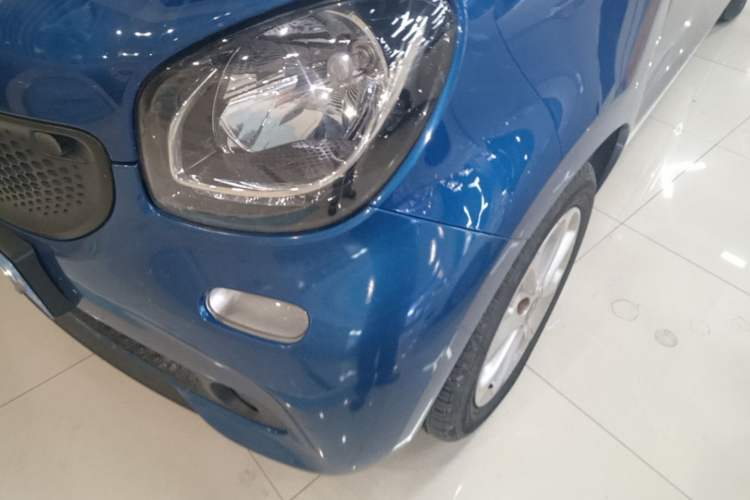 Used smart forfour 2016 1.0L 52 kW Dynamic Edition Left Front Headlight