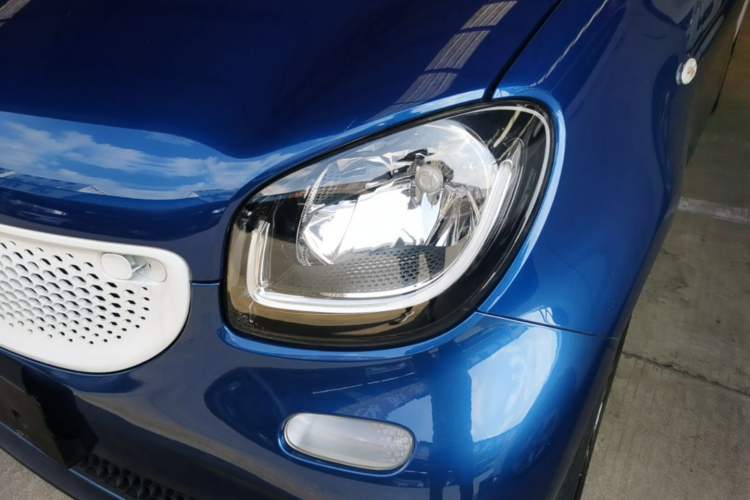 Used smart forfour 2016 0.9T 66 kW Ultimate Edition Left Front Headlight