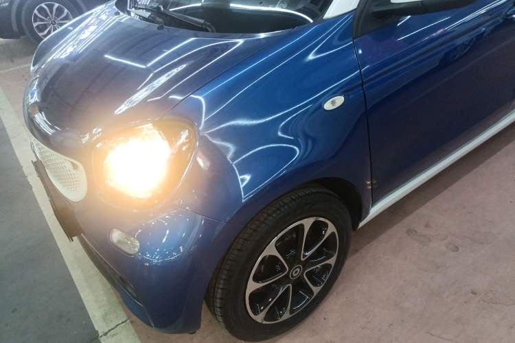 Used smart forfour 2016 1.0L 52 kW Passion Edition Left Front Headlight