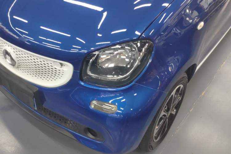 Used smart forfour 2016 1.0L 52 kW Passion Edition Left Front Headlight