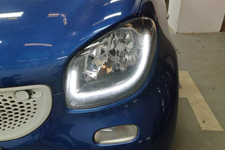 Used smart forfour 2016 0.9T 66 kW Ultimate Edition Left Front Headlight