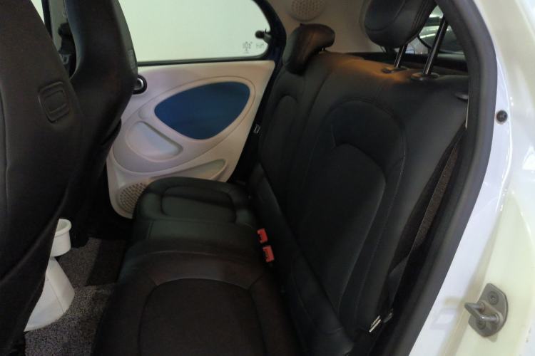 Used smart forfour 2016 0.9T 66 kW Ultimate Edition Left Rear Seat