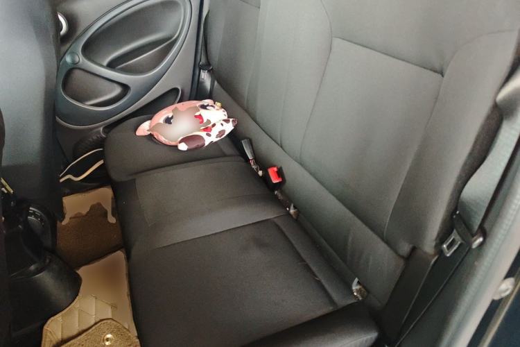 Used smart forfour 2016 1.0L 52 kW Dynamic Edition Left Rear Seat
