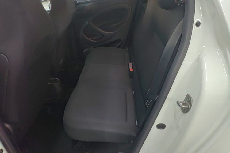 Used smart forfour 2016 1.0L 52 kW Dynamic Edition Left Rear Seat