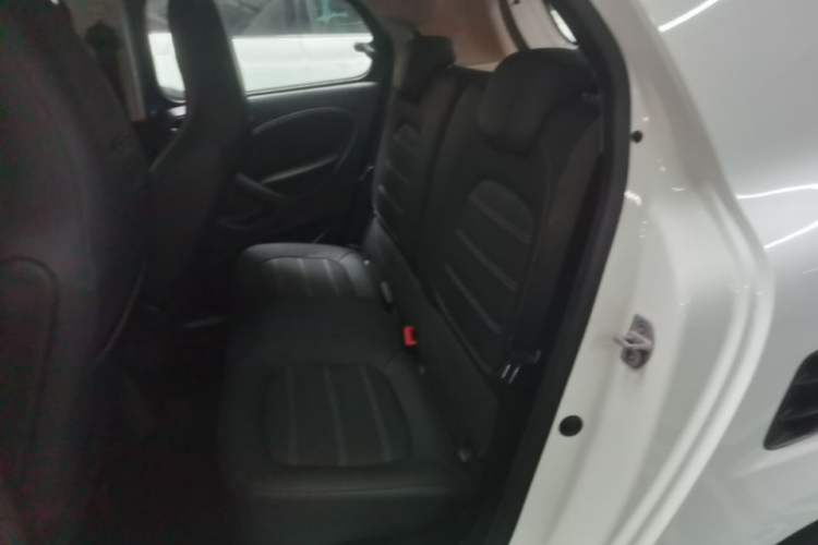 Used smart forfour 2016 0.9T 66 kW Pioneer Edition Left Rear Seat