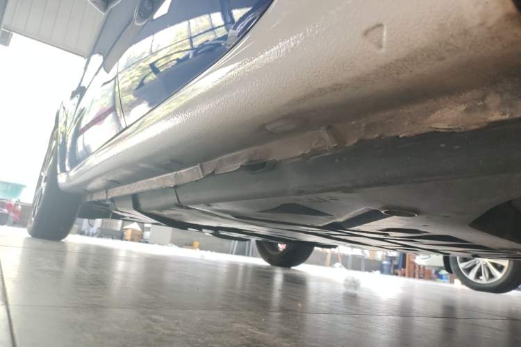 Used smart forfour 2016 1.0L 52 kW Passion Edition Left Side Sill