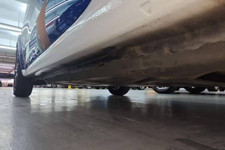 Used smart forfour 2016 1.0L 52 kW Passion Edition Left Side Sill