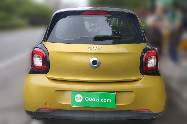 Used smart forfour 2016 1.0L 52 kW Dynamic Edition Rear