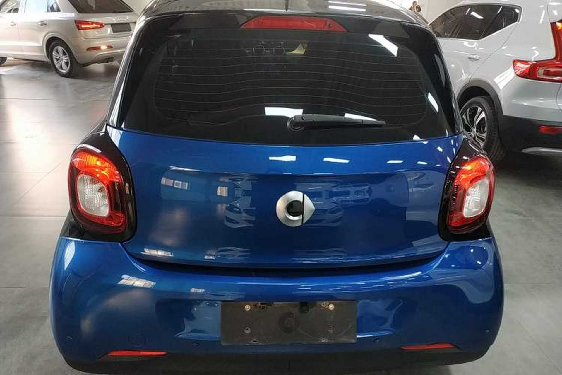 Used smart forfour 2016 1.0L 52 kW Dynamic Edition Rear