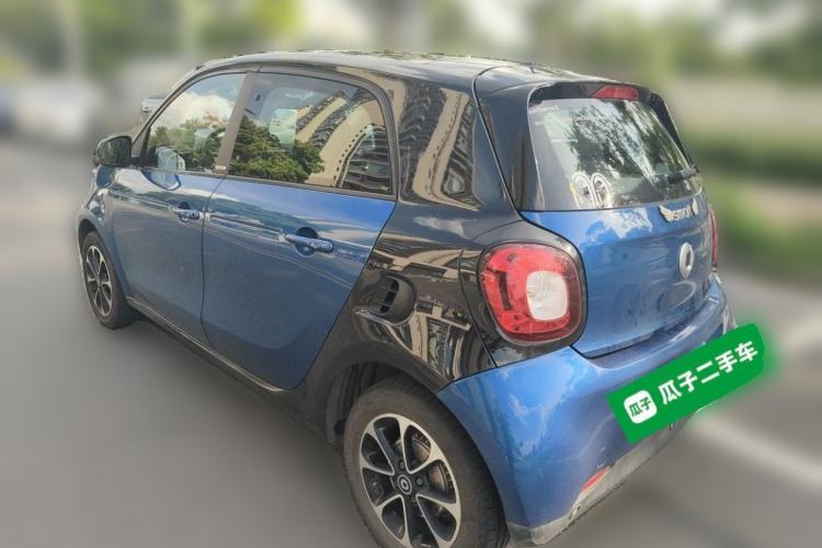 Used smart forfour 2016 1.0L 52 kW Passion Edition Rear Left 45 Deg
