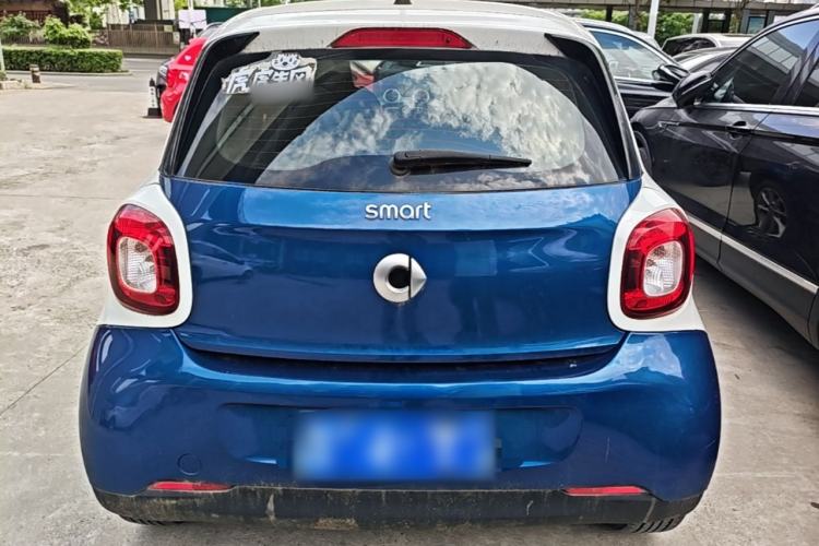 Used smart forfour 2016 1.0L 52 kW Dynamic Edition Rear
