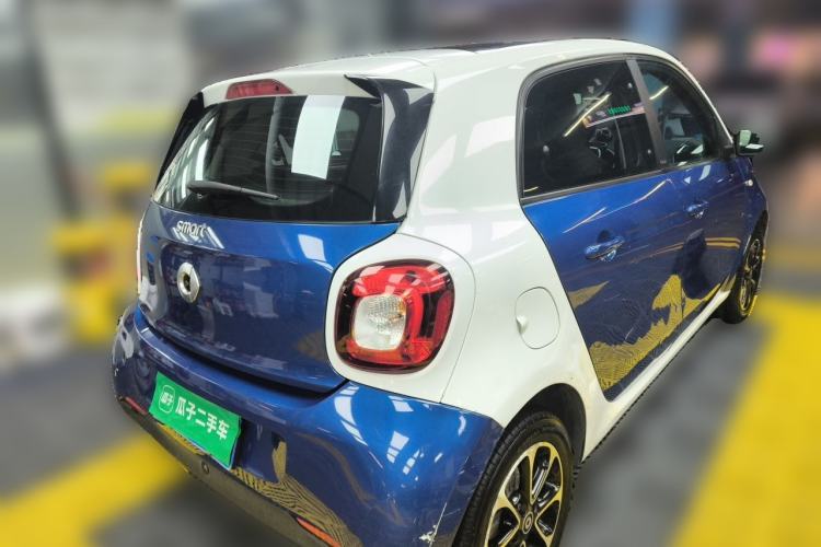 Used smart forfour 2016 1.0L 52 kW Passion Edition Rear Right 45 Deg