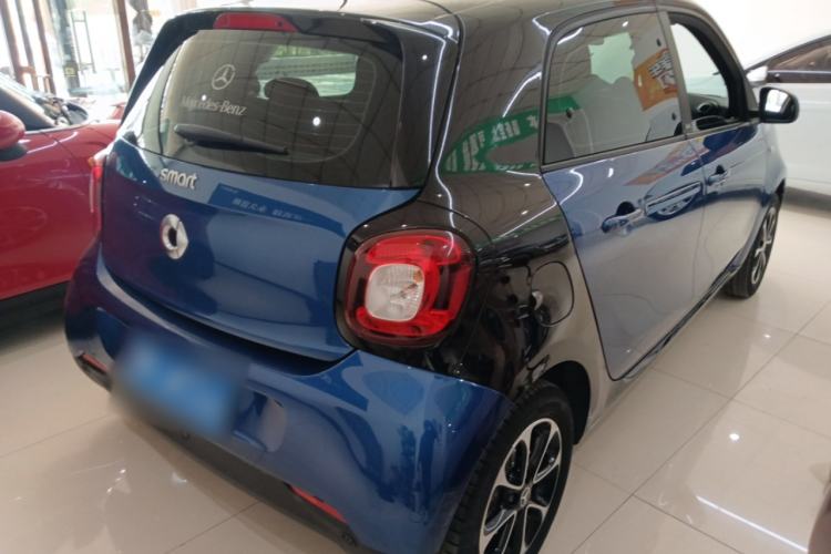 Used smart forfour 2016 1.0L 52 kW Passion Edition Rear Right 45 Deg