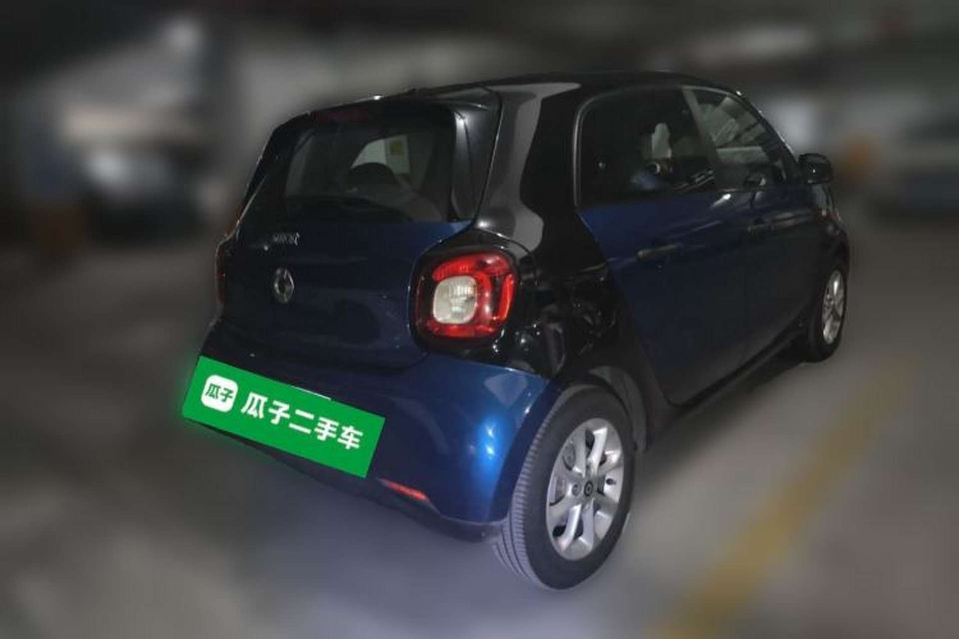 Used smart forfour 2016 1.0L 52 kW Dynamic Edition Rear Right 45 Deg