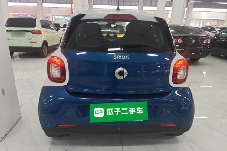 Used smart forfour 2016 1.0L 52 kW Passion Edition Rear