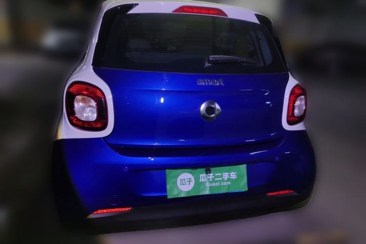 Used smart forfour 2016 1.0L 52 kW Dynamic Edition Rear