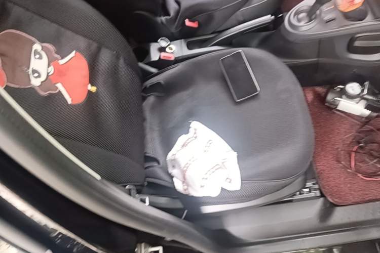 Used smart forfour 2016 1.0L 52 kW Passion Edition Right Front Seat