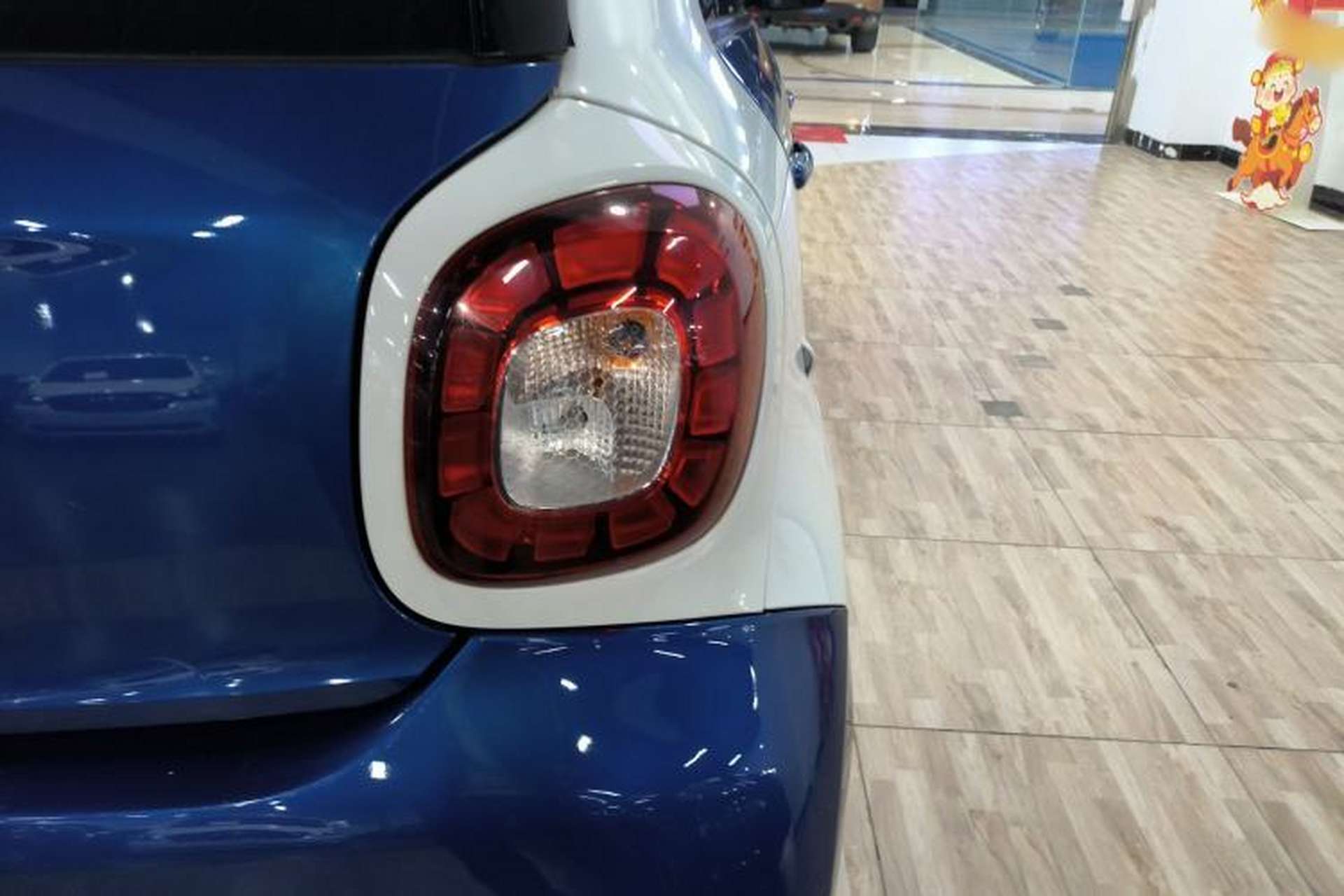Used smart forfour 2016 0.9T 66 kW Ultimate Edition Right Rear Taillight