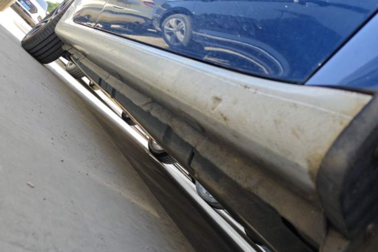 Used smart forfour 2016 0.9T 66 kW Ultimate Edition Right Side Sill