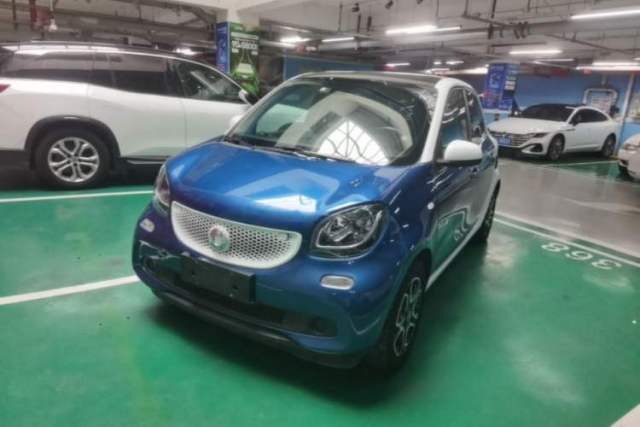 Used smart forfour 2016 0.9T 66 kW Pioneer Edition