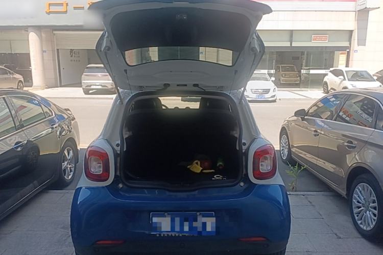 Used smart forfour 2016 0.9T 66 kW Pioneer Edition Trunk