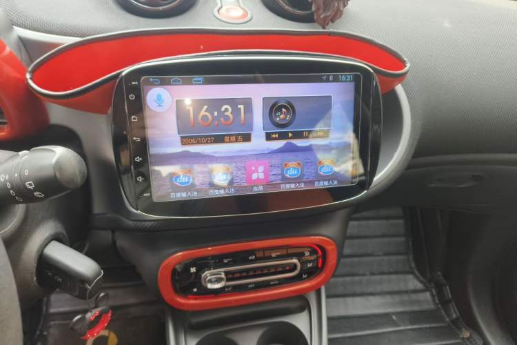 Used smart forfour 2016 1.0L 52 kW Passion Edition Audio And AC Panel