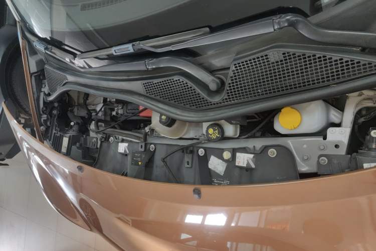 Used smart forfour 2016 1.0L 52 kW Passion Edition Engine Bay