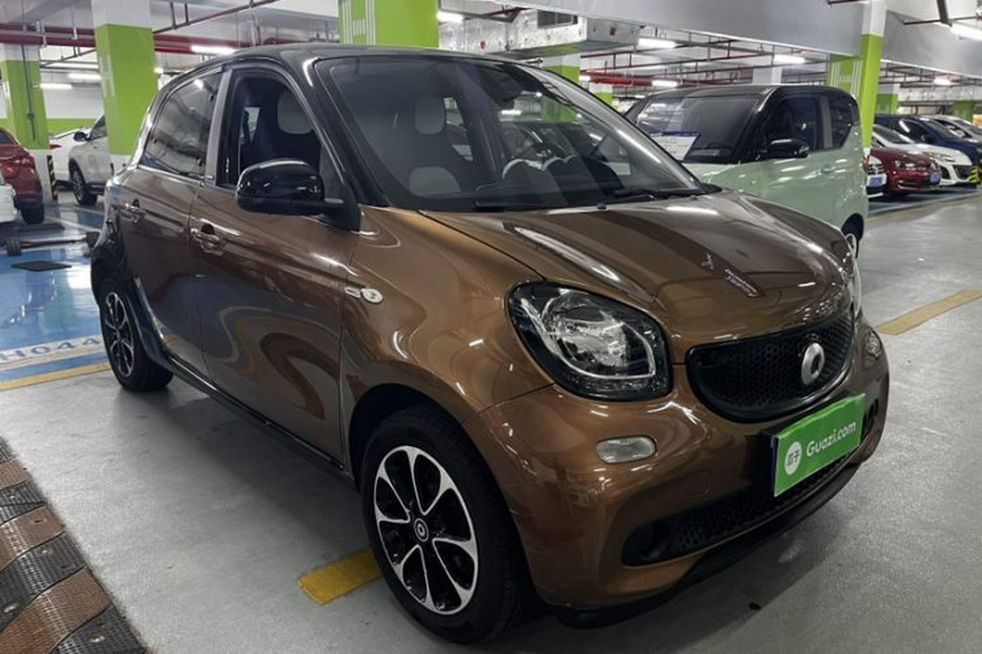 Used smart forfour 2016 1.0L 52 kW Passion Edition Exterior 5