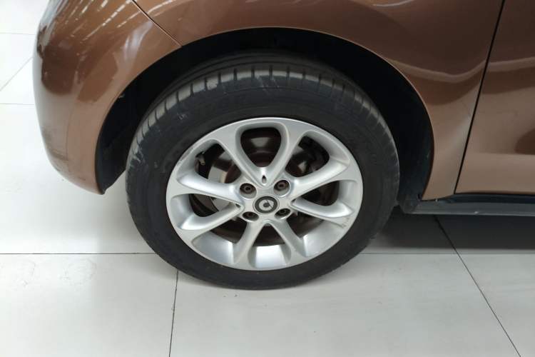 Used smart forfour 2016 1.0L 52 kW Dynamic Edition Exterior 7
