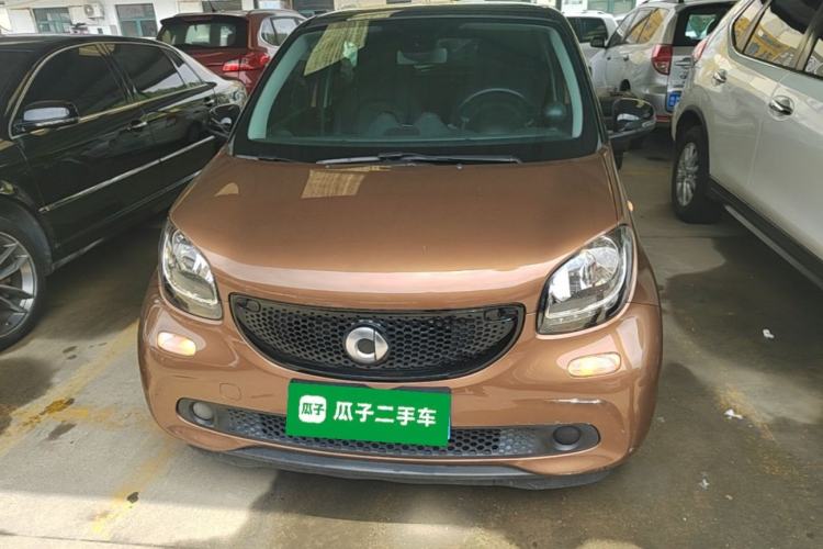 Used smart forfour 2016 0.9T 66 kW Pioneer Edition Front