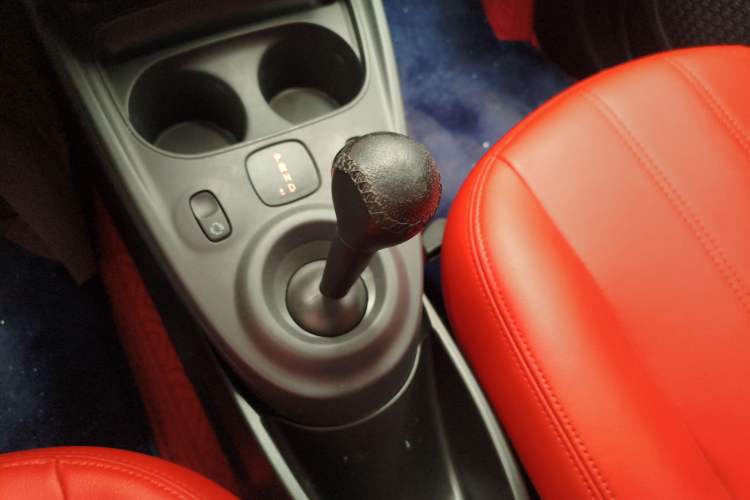 Used smart forfour 2016 1.0L 52 kW Dynamic Edition Gear Lever